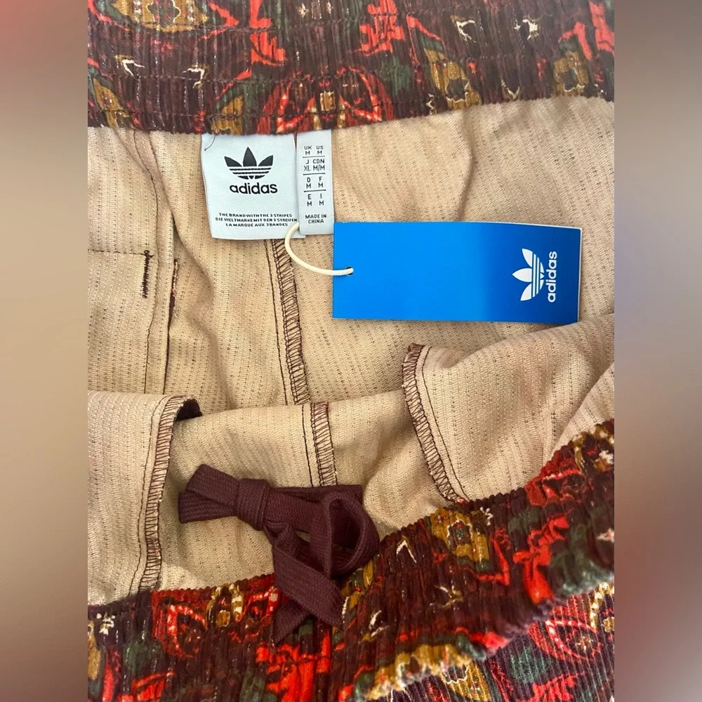 ADIDAS Men's Corduroy Cotton Track Pants IS5277 Size Medium 70’s Style Paisley - Picture 9 of 12
